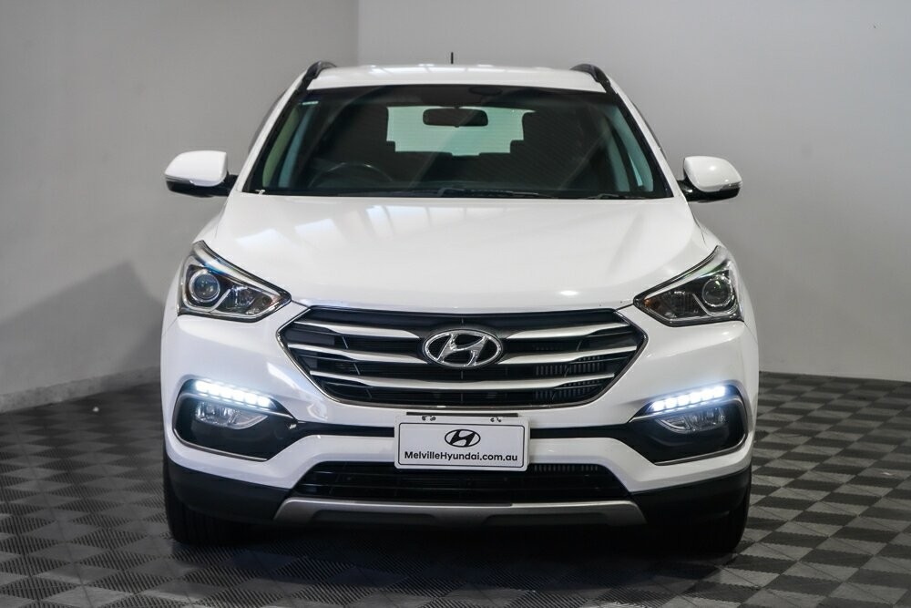 Hyundai Santa Fe image 3