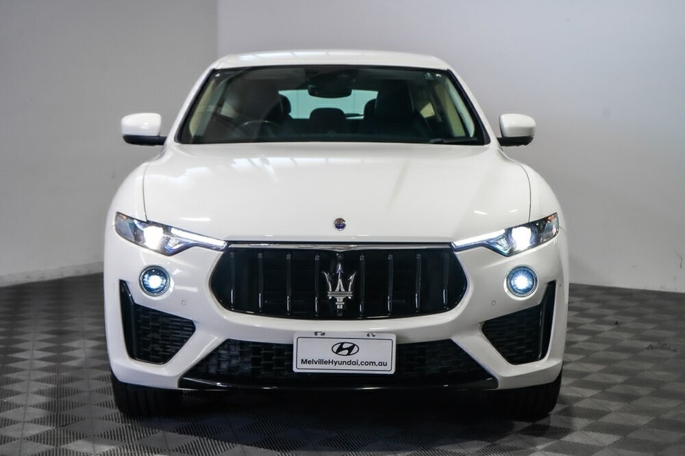 Maserati Levante image 4