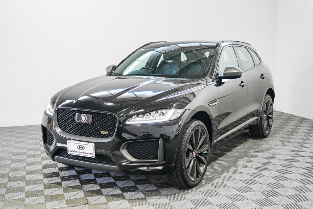 Jaguar F-pace image 4