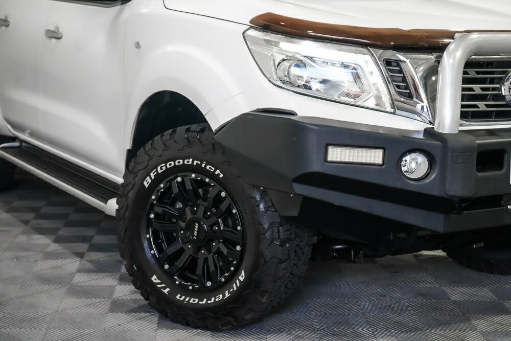 Nissan Navara image 2