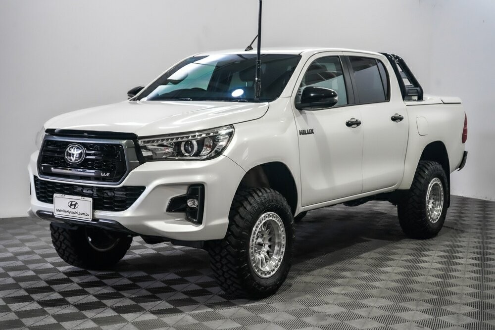 Toyota Hilux image 4