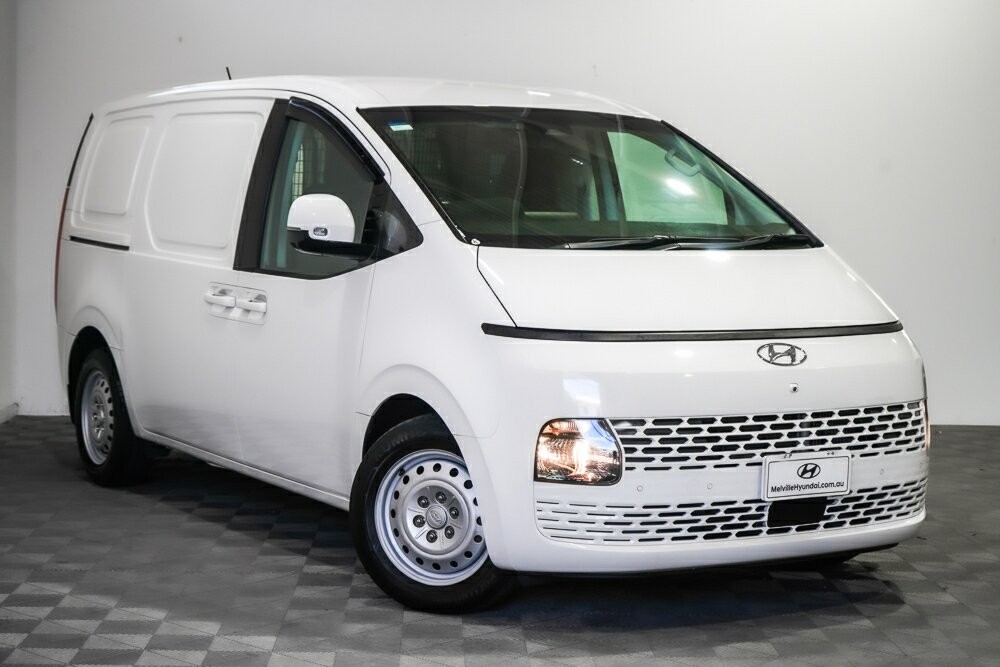 Hyundai Staria Load image 1