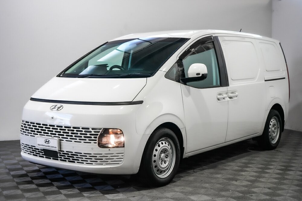 Hyundai Staria Load image 4