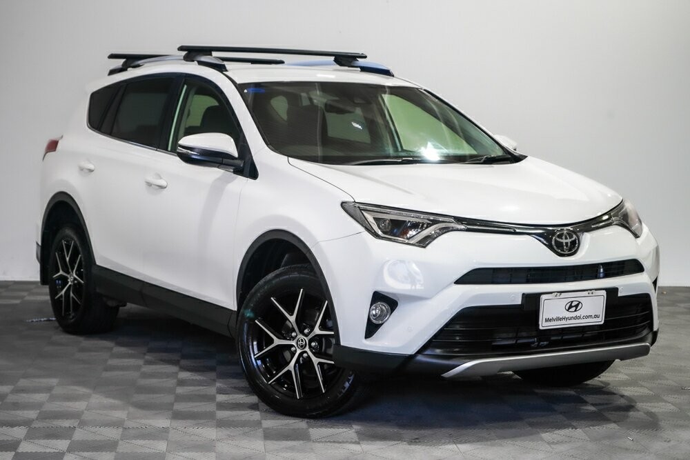 Toyota Rav4 image 1