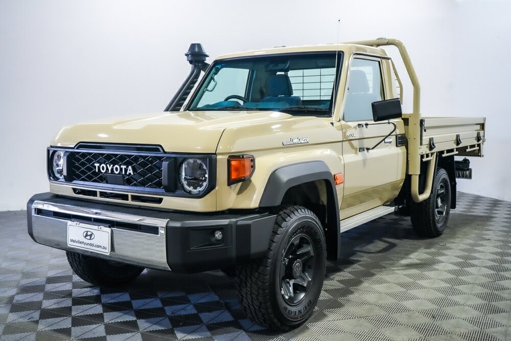 Toyota Landcruiser image 4