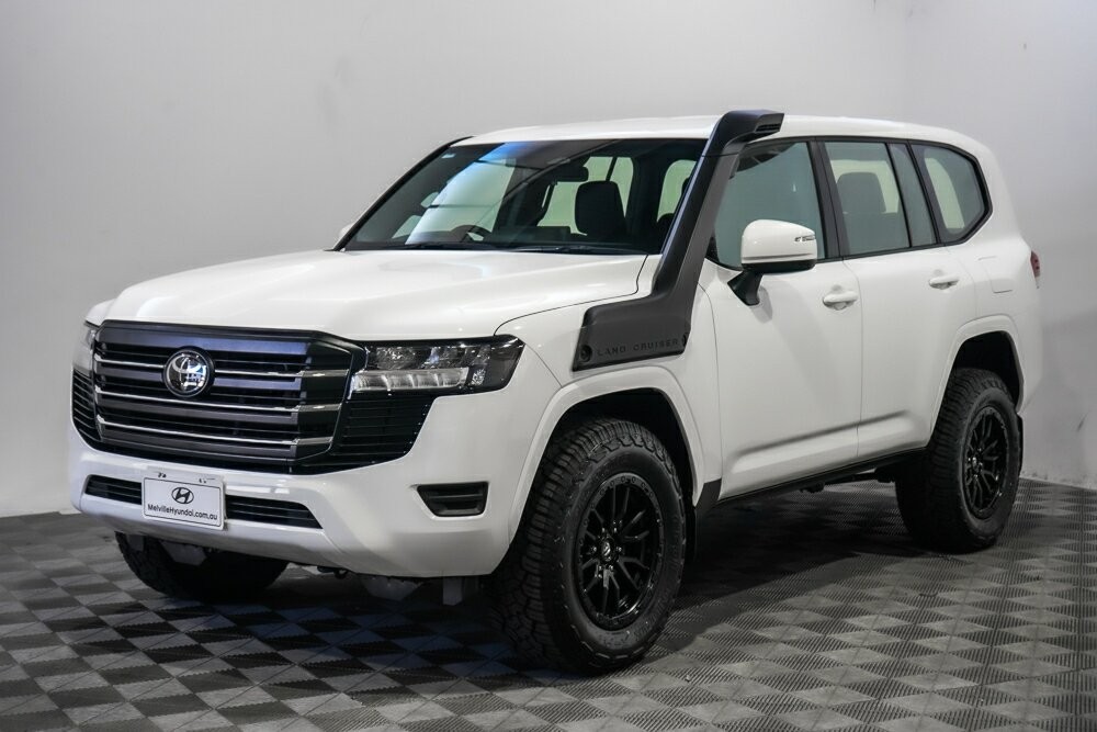 Toyota Landcruiser image 4