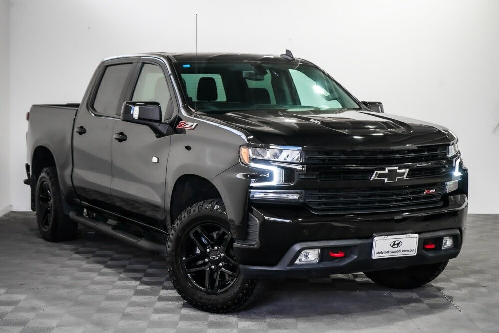 Chevrolet Silverado image 1