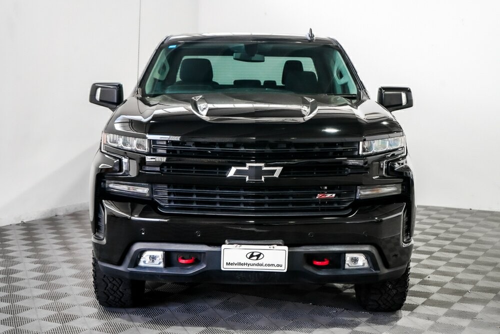 Chevrolet Silverado image 4