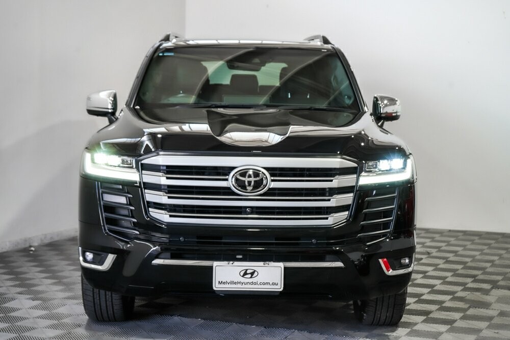 Toyota Landcruiser image 3