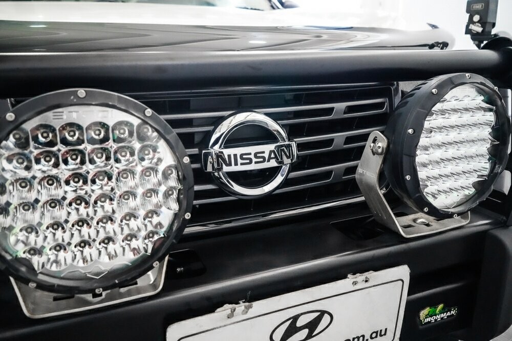 Nissan Navara image 3