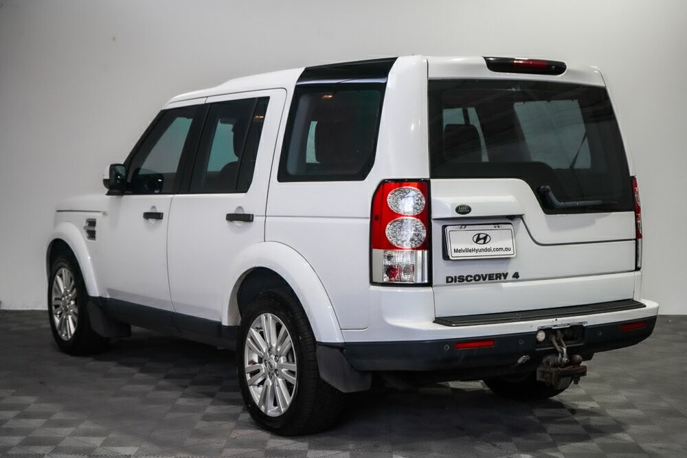Land Rover Discovery 4 image 4