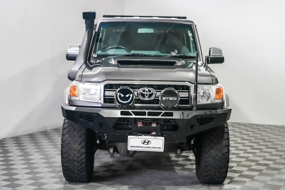 Toyota Landcruiser image 4