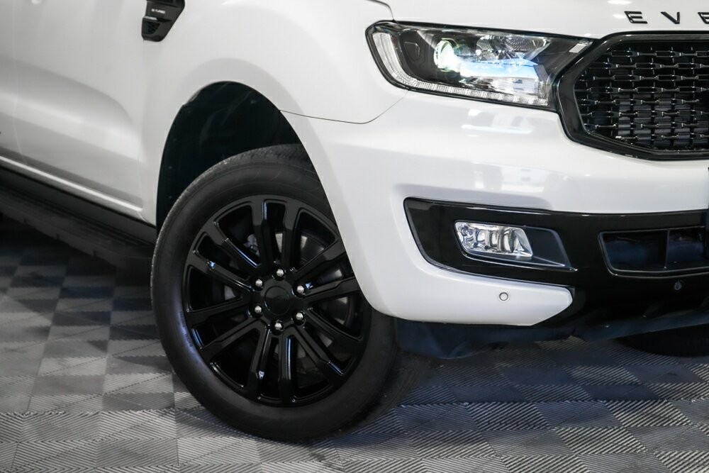 Ford Everest image 2