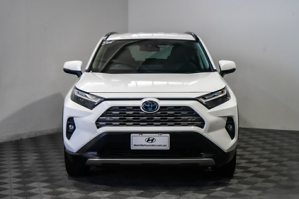 Toyota Rav4 image 3