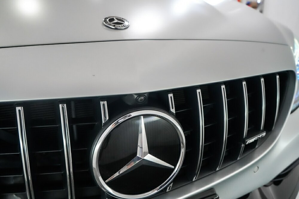 Mercedes Benz C-class image 3