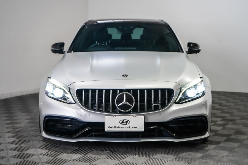 Mercedes Benz C-class image 4