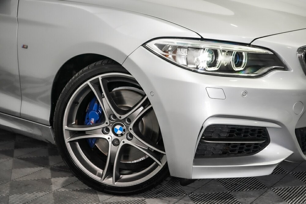 BMW 2 Series image 3