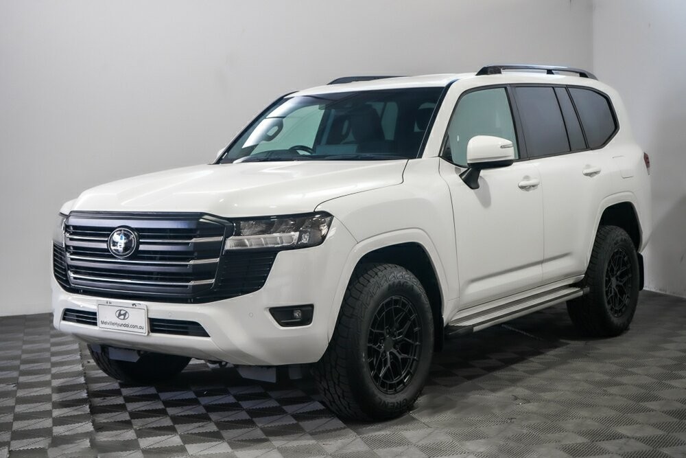 Toyota Landcruiser image 4