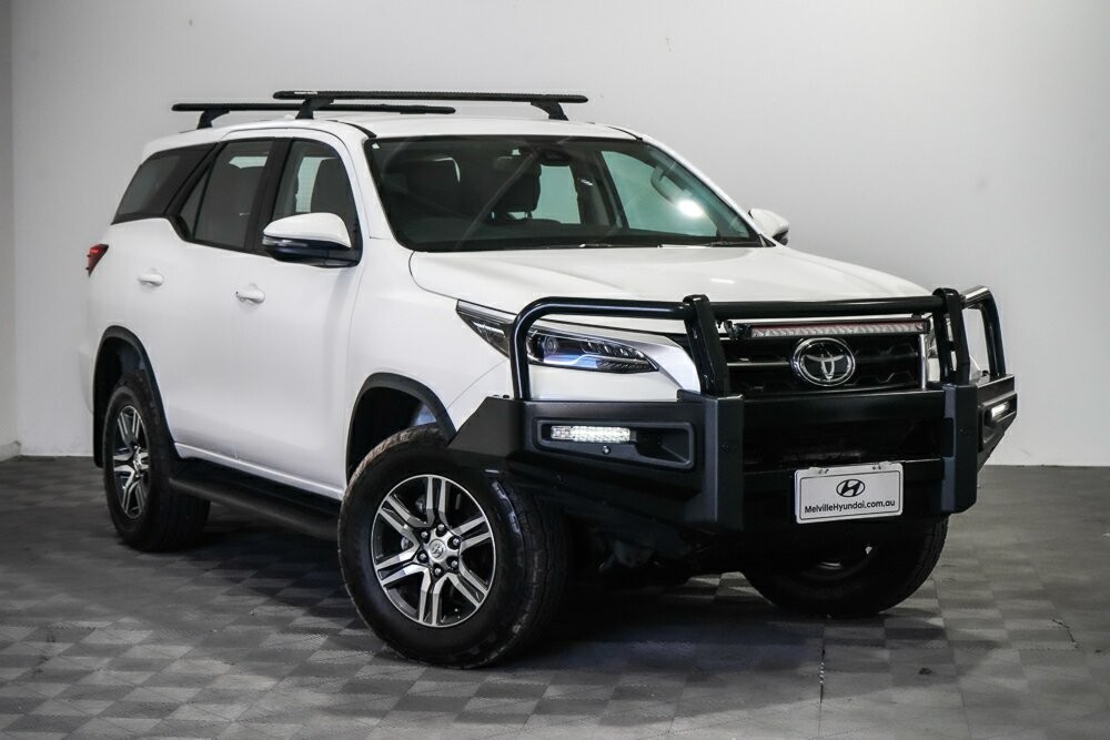 Toyota Fortuner image 1