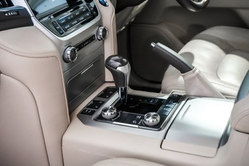 https://vehicle-cdn.autoleague.cloud/17009_11017955_22.jpg