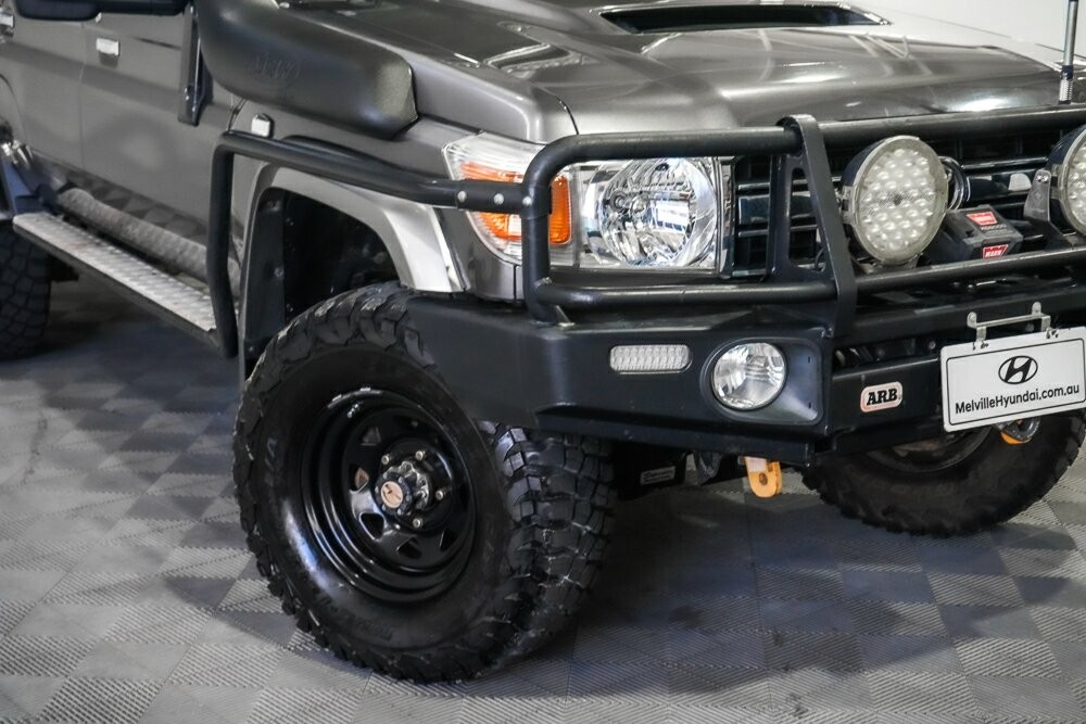 Toyota Landcruiser image 3