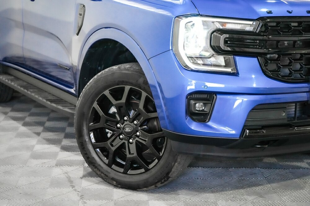 Ford Everest image 2