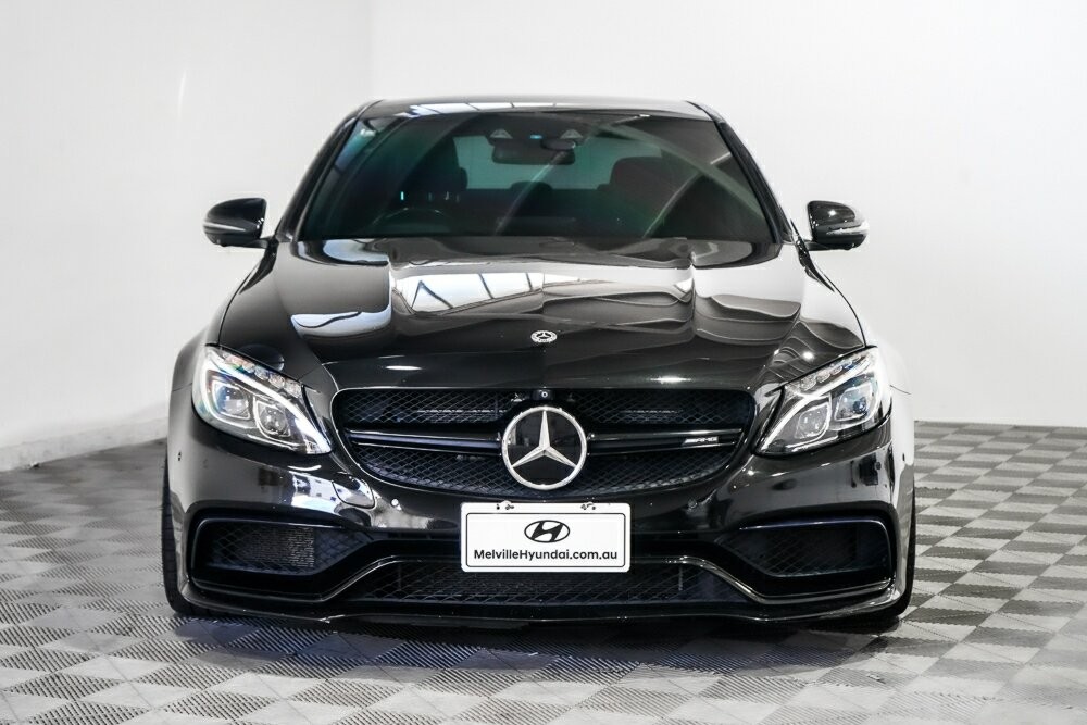 Mercedes Benz C-class image 3