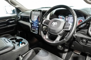 https://vehicle-cdn.autoleague.cloud/17009_11017982_12.jpg