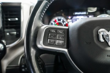 https://vehicle-cdn.autoleague.cloud/17009_11017982_13.jpg