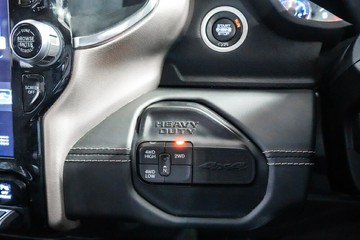 https://vehicle-cdn.autoleague.cloud/17009_11017982_21.jpg