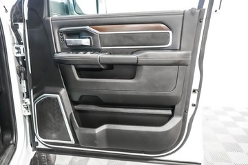 https://vehicle-cdn.autoleague.cloud/17009_11017982_25.jpg