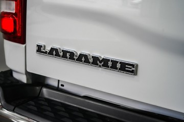 https://vehicle-cdn.autoleague.cloud/17009_11017982_27.jpg
