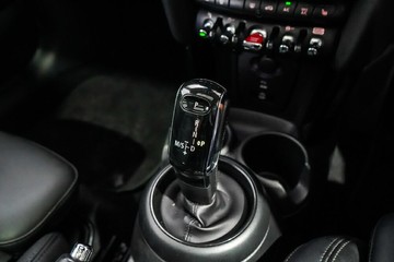 https://vehicle-cdn.autoleague.cloud/17009_11017983_16.jpg