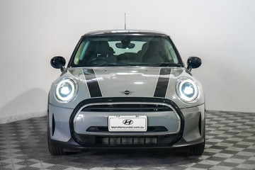 https://vehicle-cdn.autoleague.cloud/17009_11017983_2.jpg