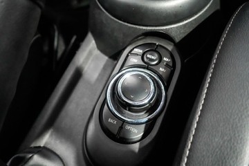 https://vehicle-cdn.autoleague.cloud/17009_11017983_20.jpg