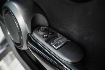 https://vehicle-cdn.autoleague.cloud/17009_11017983_23.jpg