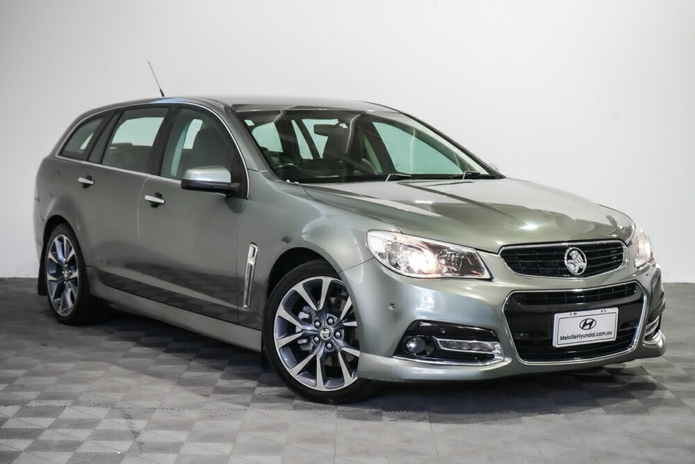 Holden Commodore image 1