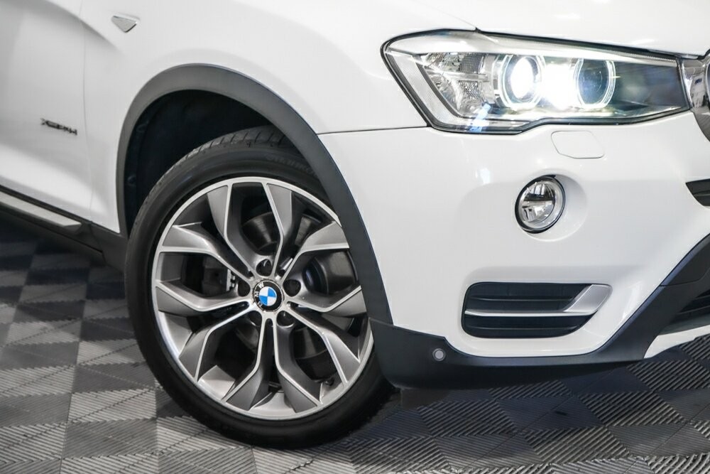 BMW X3 image 2