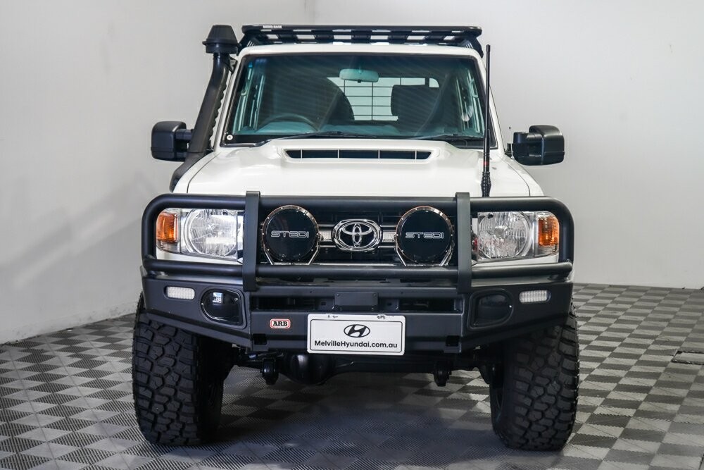 Toyota Landcruiser image 4