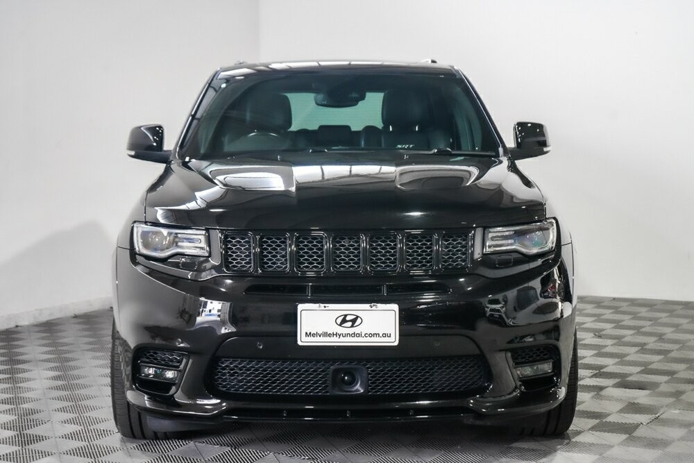 Jeep Grand Cherokee image 3