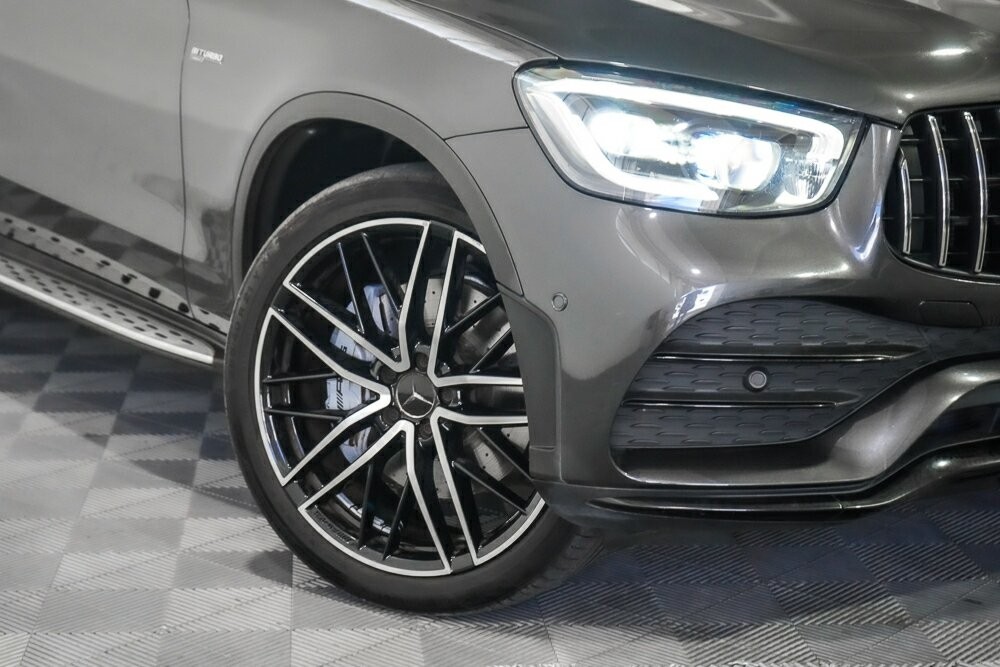 Mercedes Benz Glc-class image 2