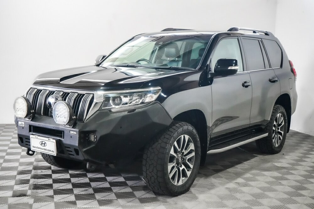 Toyota Landcruiser Prado image 4