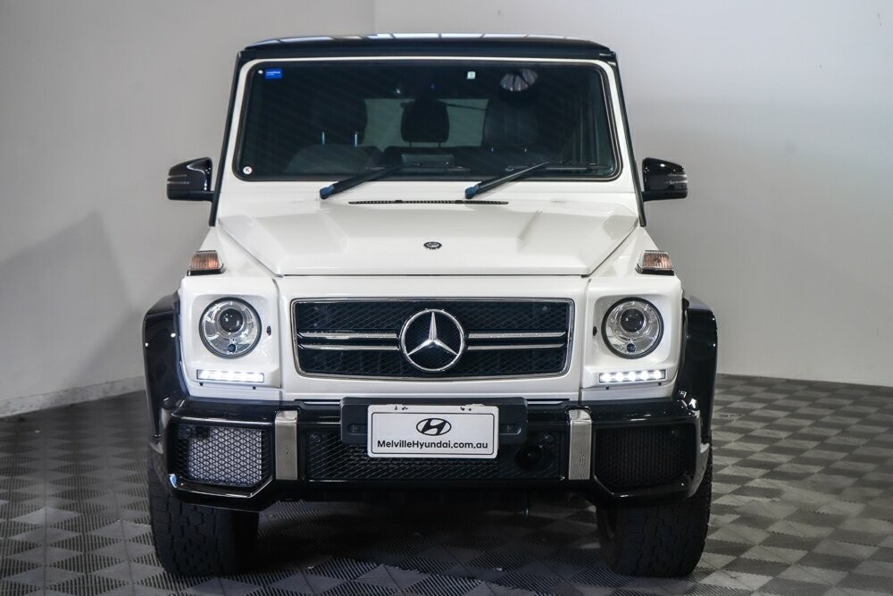 Mercedes Benz G-class image 3