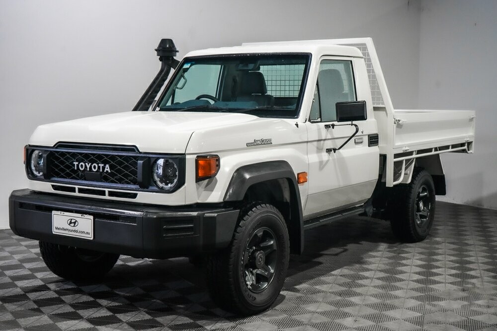 Toyota Landcruiser image 4