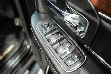 https://vehicle-cdn.autoleague.cloud/17009_11018125_22.jpg