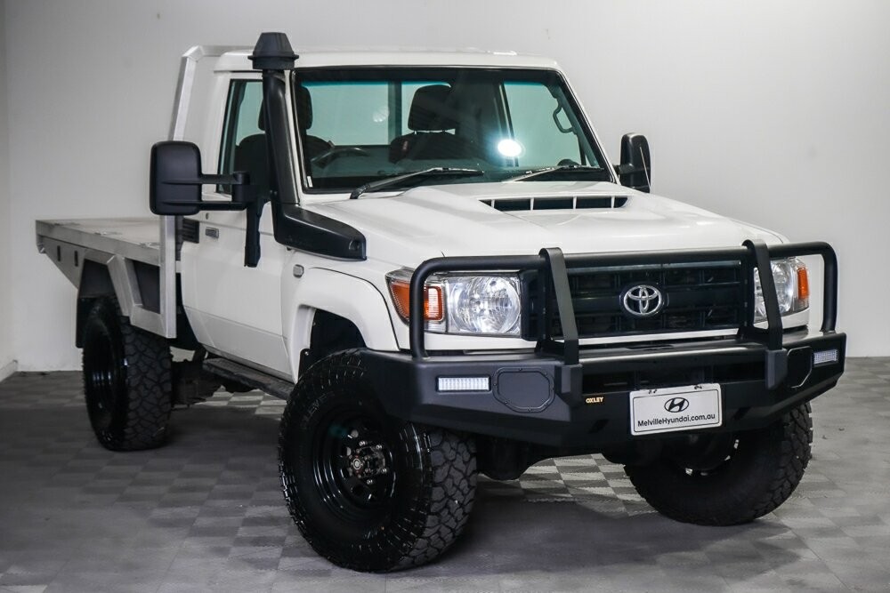 Toyota Landcruiser image 1