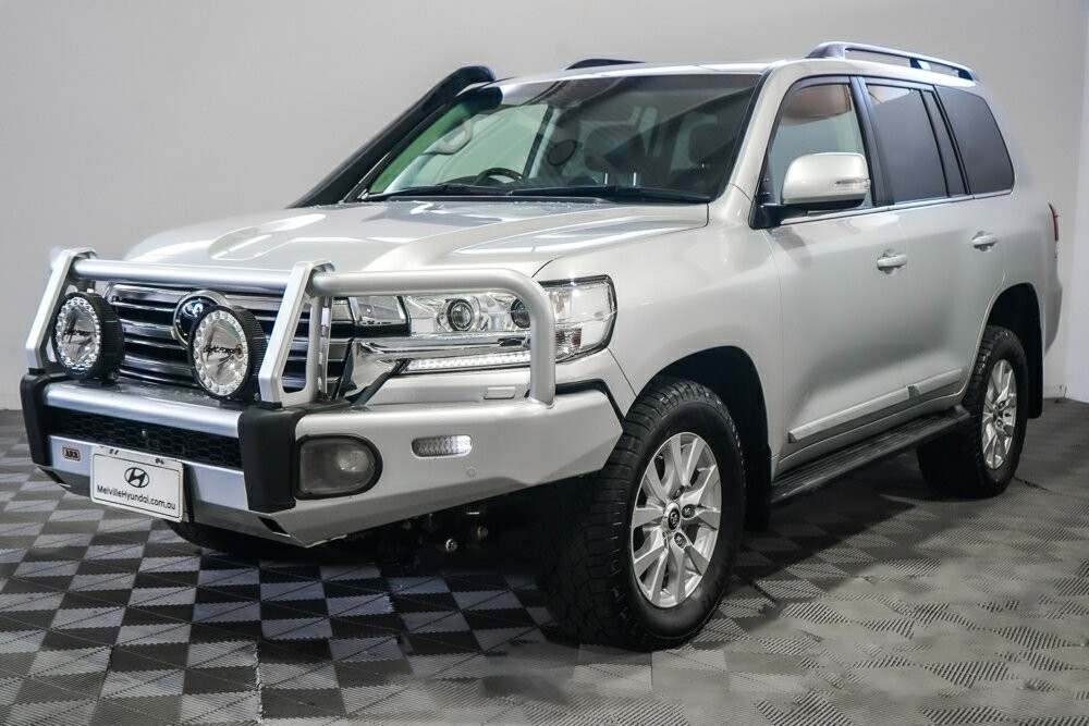 Toyota Landcruiser image 4