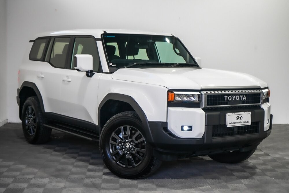 Toyota Landcruiser Prado image 1