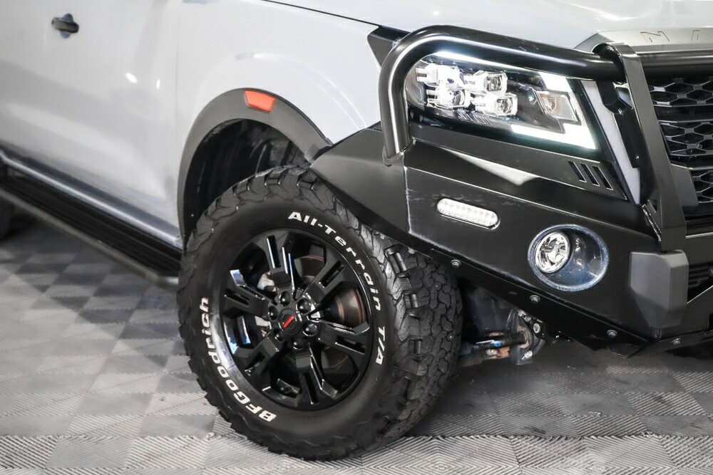 Nissan Navara image 2