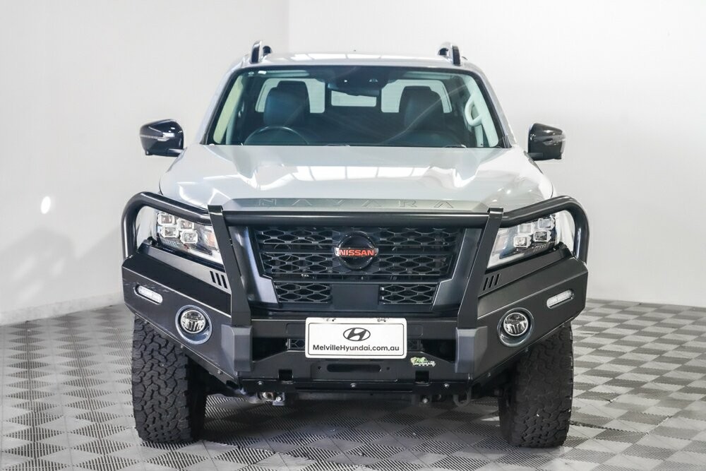 Nissan Navara image 3